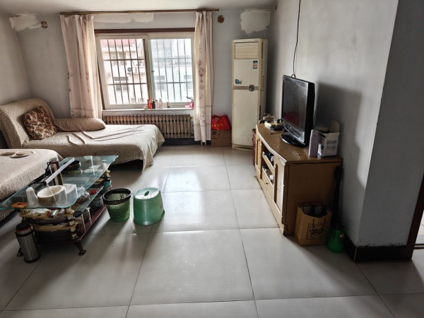 牟山一區(qū)，房屋出售！